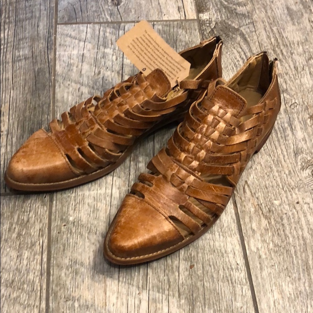 Brand new BedStu Las Cruces Flats